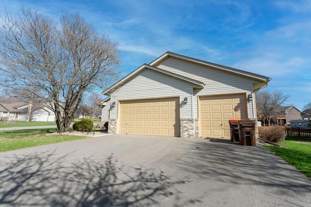 290 Pendryn Hill Overlook, Woodbury, MN 55125