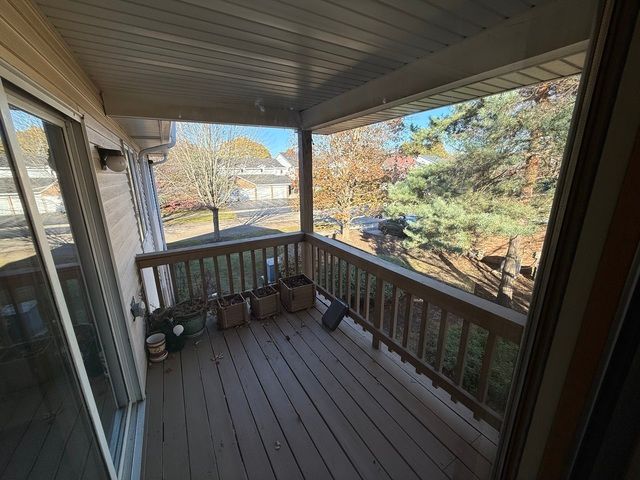 978 Benedetti Drive D, Naperville, IL 60563