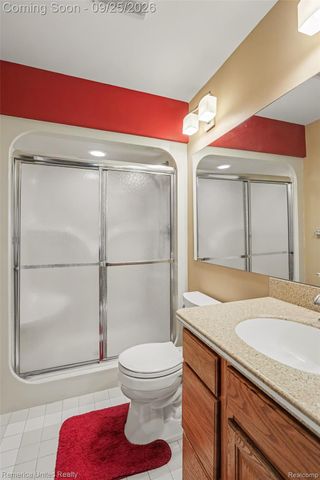 3132 Harbor Court, Waterford Charter Township, MI 48328