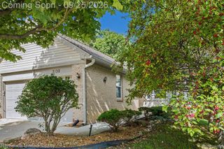 3132 Harbor Court, Waterford Charter Township, MI 48328