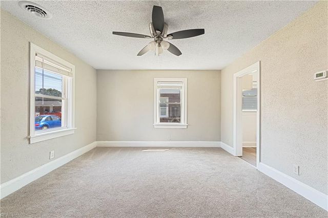 9559 19th Bay ST, Norfolk, VA 23518