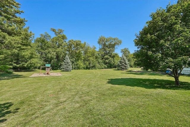 9207 39th AVENUE, Kenosha, WI 53142