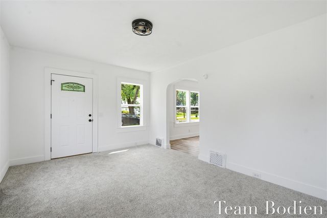 627 Pinehurst Boulevard, Kalamazoo, MI 49006