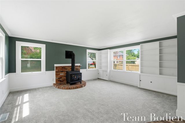 627 Pinehurst Boulevard, Kalamazoo, MI 49006