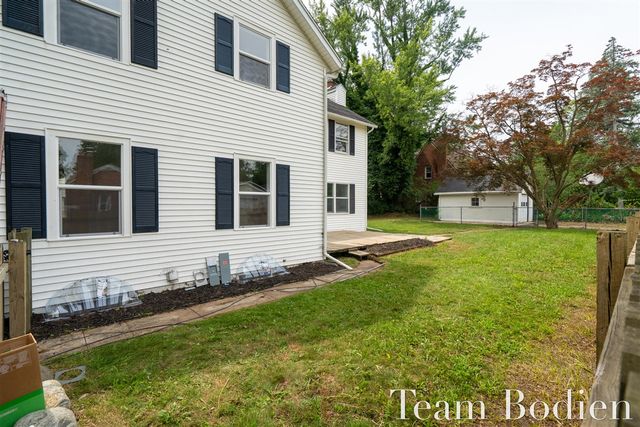 627 Pinehurst Boulevard, Kalamazoo, MI 49006