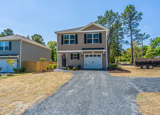 780 W Illinois Avenue, Southern Pines, NC 28387