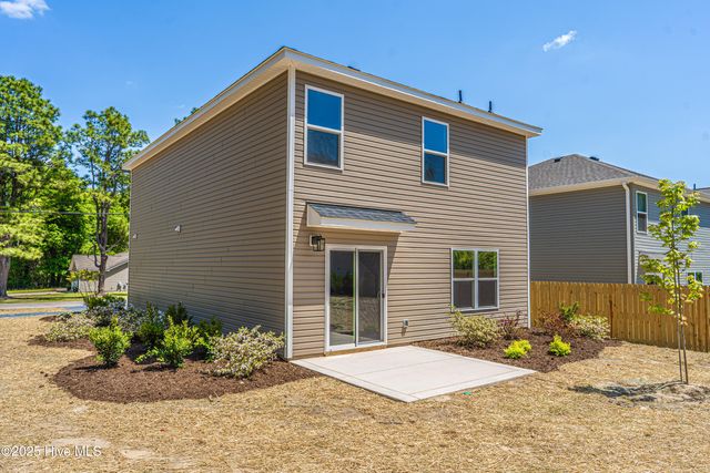 780 W Illinois Avenue, Southern Pines, NC 28387