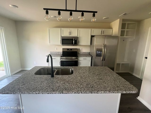 780 W Illinois Avenue, Southern Pines, NC 28387