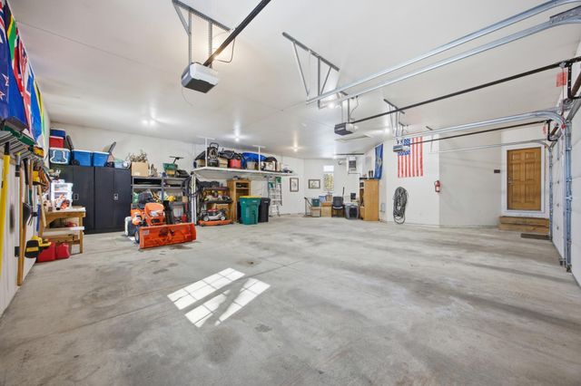 123 50th Avenue E, West Fargo, ND 58078