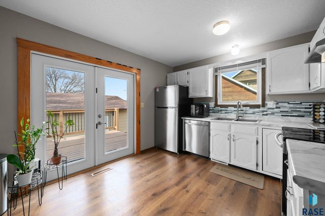 2427 S Center Ave Avenue, Sioux Falls, SD 57105