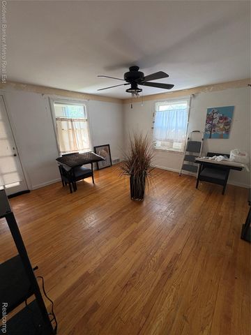 14960 Grandville Avenue, Detroit, MI 48223