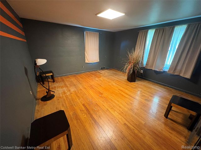 14960 Grandville Avenue, Detroit, MI 48223