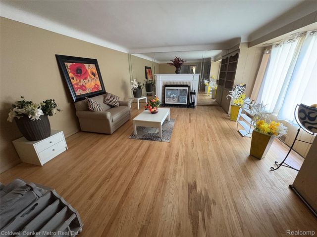 14960 Grandville Avenue, Detroit, MI 48223