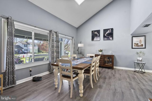 32 HARWOOD RD, Marlton, NJ 08053