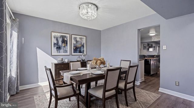 32 HARWOOD RD, Marlton, NJ 08053