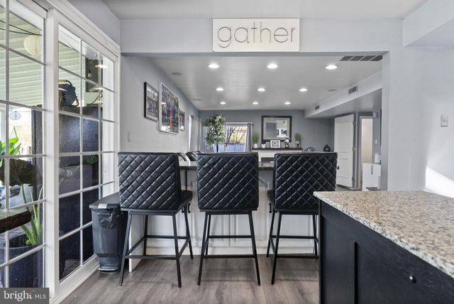 32 HARWOOD RD, Marlton, NJ 08053