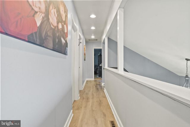 32 HARWOOD RD, Marlton, NJ 08053