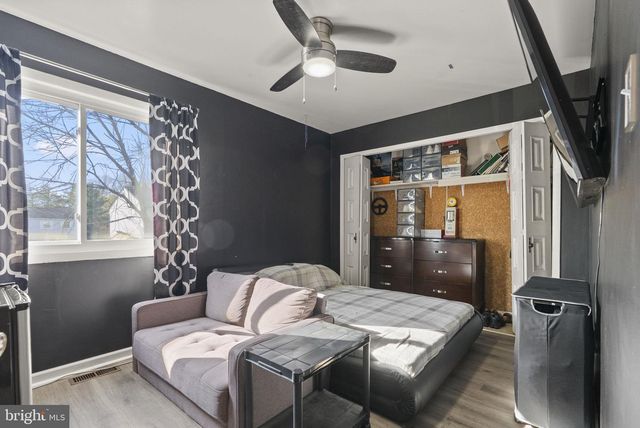 32 HARWOOD RD, Marlton, NJ 08053