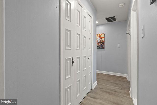 32 HARWOOD RD, Marlton, NJ 08053