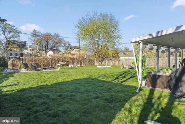 32 HARWOOD RD, Marlton, NJ 08053