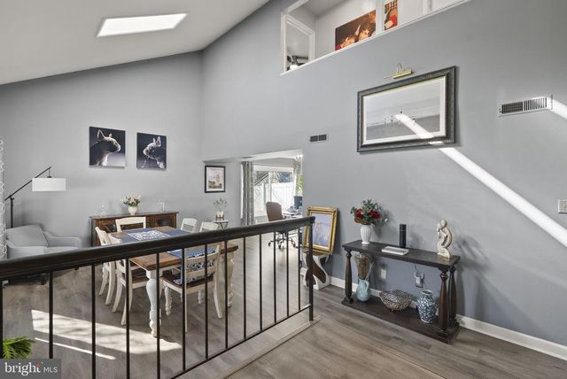 32 HARWOOD RD, Marlton, NJ 08053