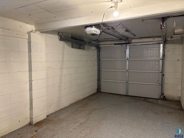 708 S Summit Ave Avenue, Sioux Falls, SD 57104