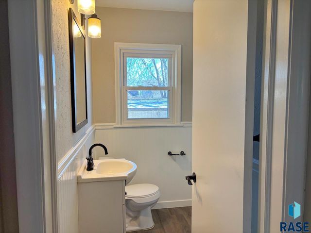 708 S Summit Ave Avenue, Sioux Falls, SD 57104