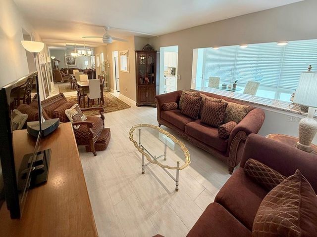 4455 DUHME ROAD 103, St Petersburg, FL 33708