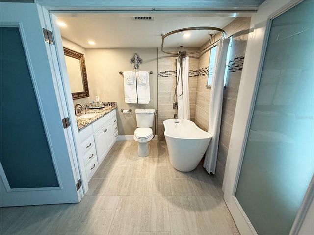 4455 DUHME ROAD 103, St Petersburg, FL 33708