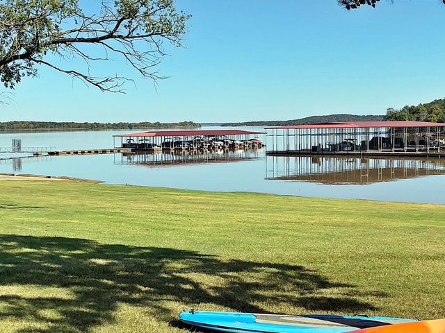 126 Roaring Fork Circle, Gordonville, TX 76245