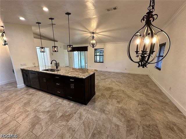 4266 Island CIR B, Fort Myers, FL 33919