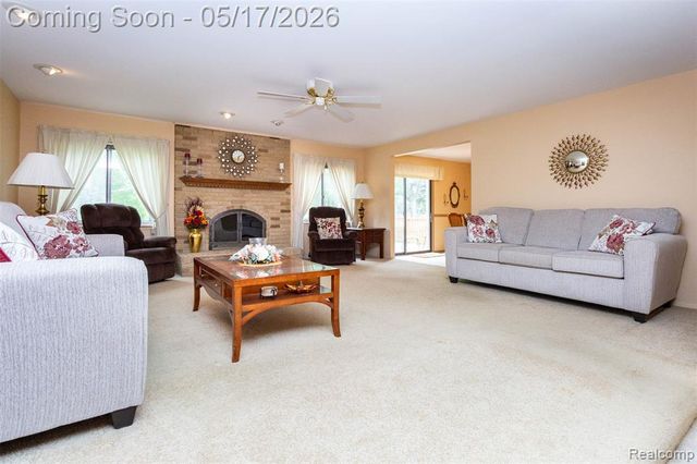 38344 Douglas Drive, Sterling Heights, MI 48310
