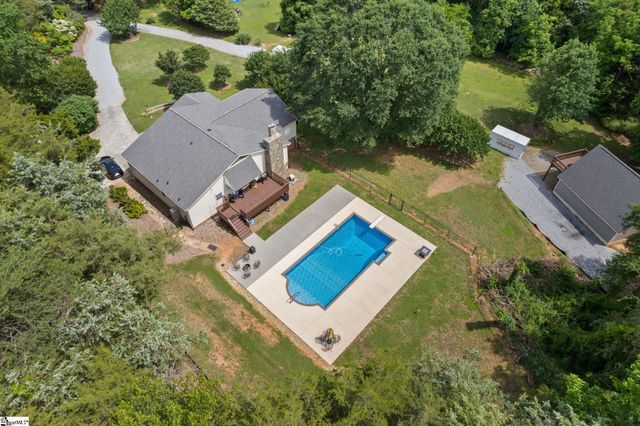 547 Crest Drive, Easley, SC 29640