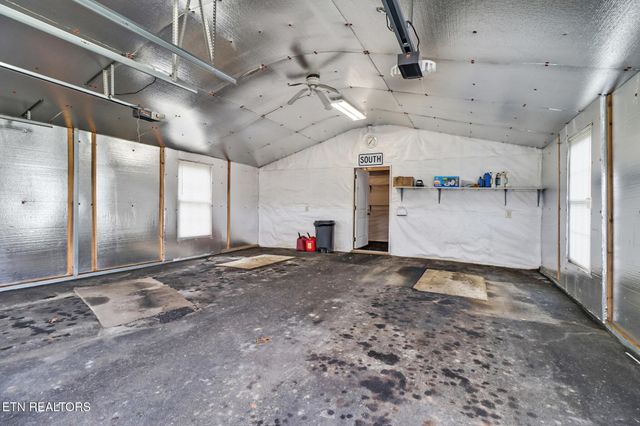 925 Unity Church Rd, Jamestown, TN 38556