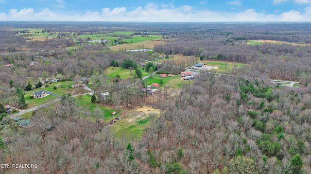 925 Unity Church Rd, Jamestown, TN 38556