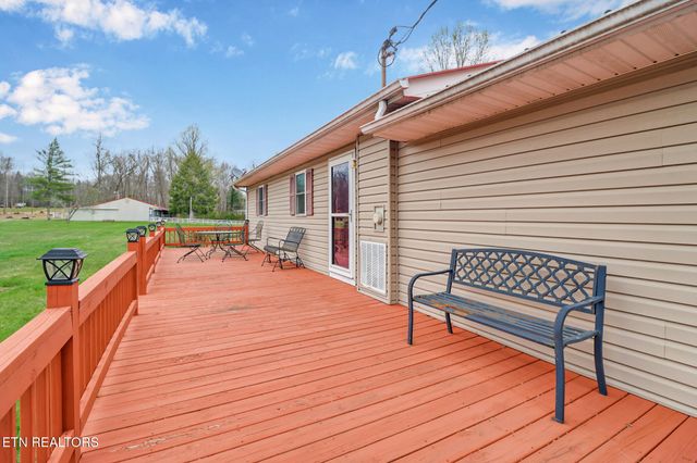 925 Unity Church Rd, Jamestown, TN 38556