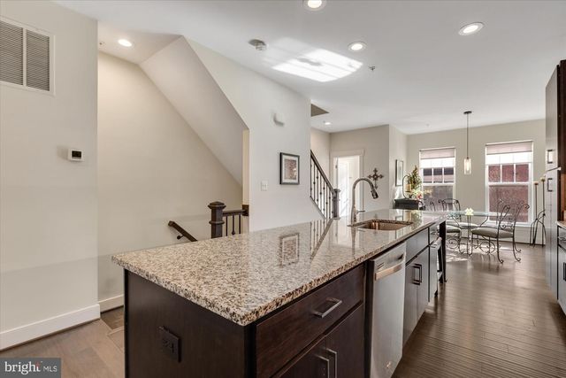 254 BLUEMONT BRANCH TER SE, Leesburg, VA 20175