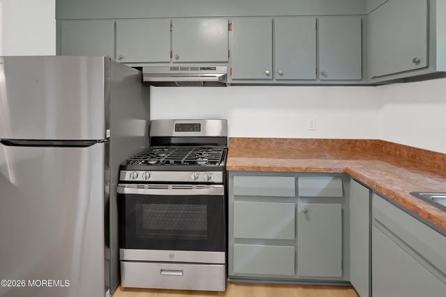 300 South Street B, Eatontown, NJ 07724