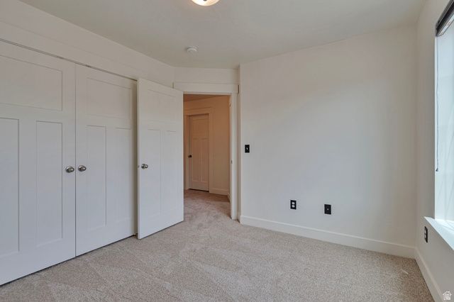 12708 S CITY HEIGHTS DR, Riverton, UT 84065