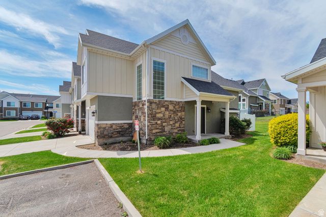 12708 S CITY HEIGHTS DR, Riverton, UT 84065