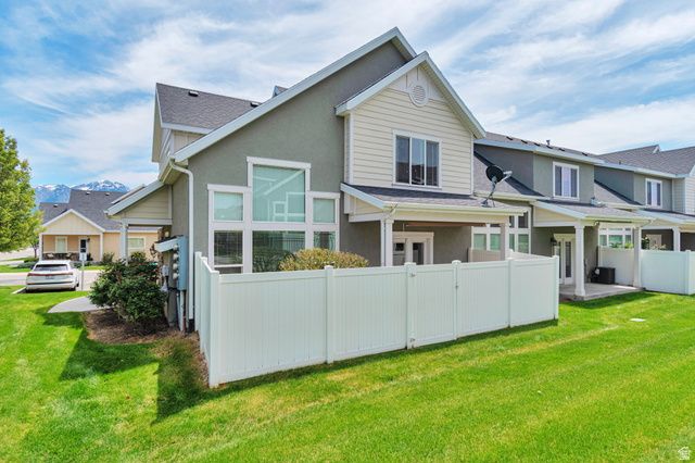 12708 S CITY HEIGHTS DR, Riverton, UT 84065