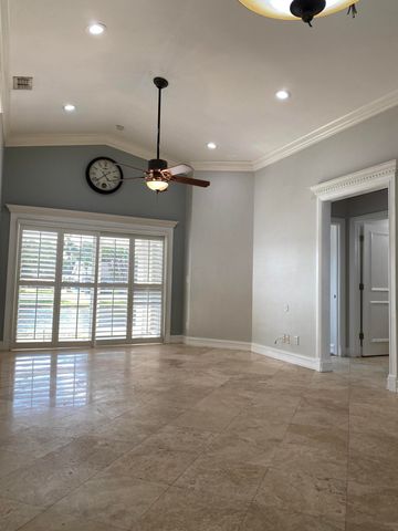 88 Buxton Lane, Boynton Beach, FL 33426