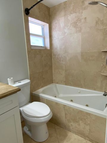 88 Buxton Lane, Boynton Beach, FL 33426