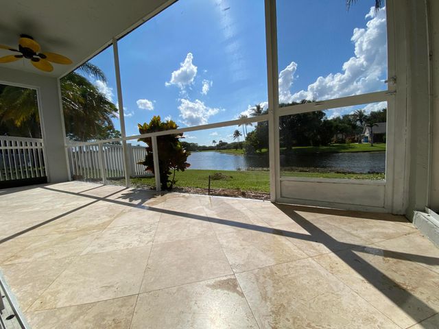 88 Buxton Lane, Boynton Beach, FL 33426