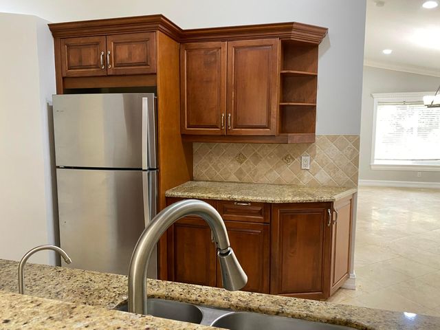 88 Buxton Lane, Boynton Beach, FL 33426