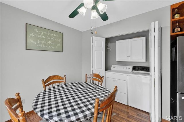 6181 Clovergreen Place, St Louis, MO 63129