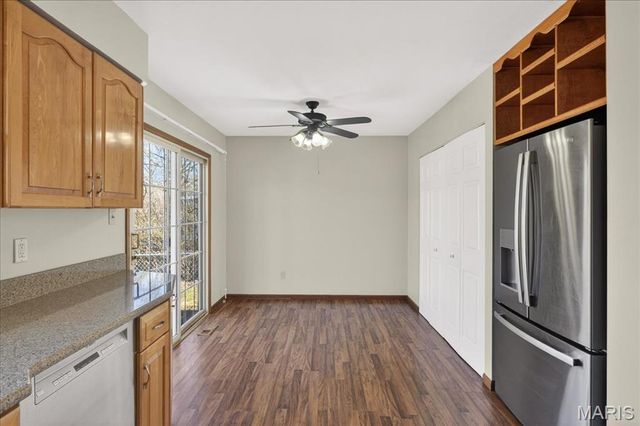 6181 Clovergreen Place, St Louis, MO 63129