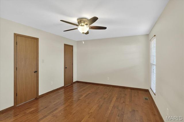 6181 Clovergreen Place, St Louis, MO 63129