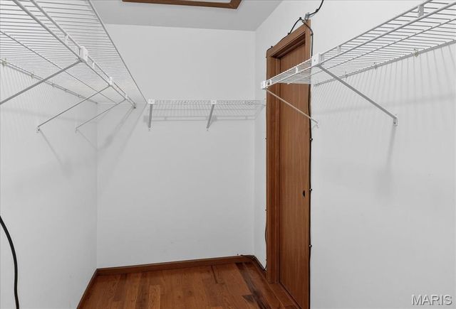 6181 Clovergreen Place, St Louis, MO 63129