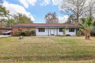 10761 PINHOLSTER Road, Jacksonville, FL 32218
